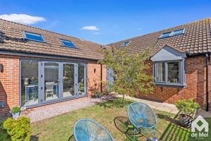 Photo 10- click for photo gallery